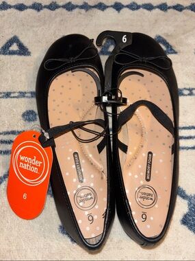 Wonder Nation Black Ballet Flats with Memory Foam - Size 6! NWT